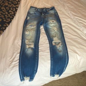 KanCan jeans- never worn